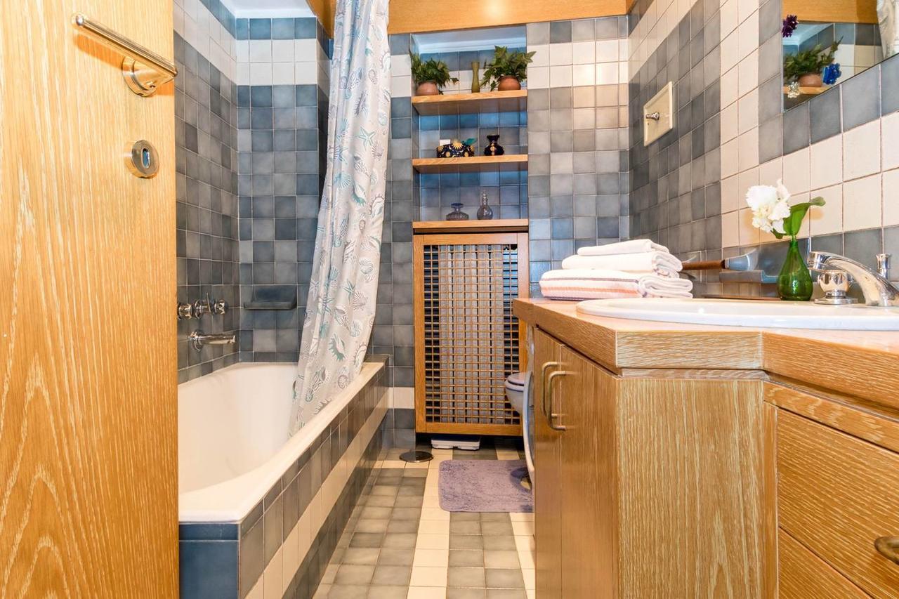 Joivy Charming Apt With Terrace In The Very Heart Of Milan Exterior photo